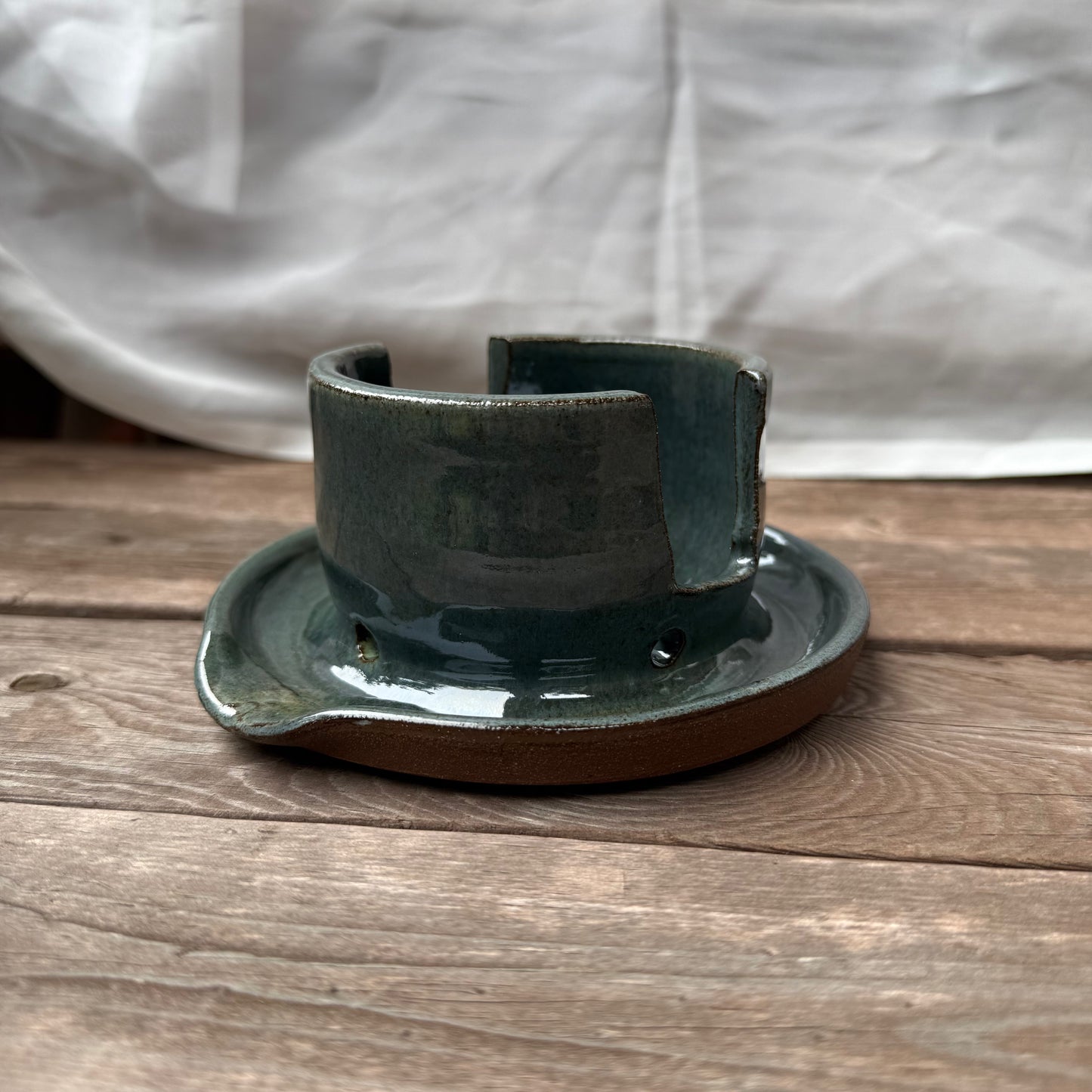 rainy day sponge holder